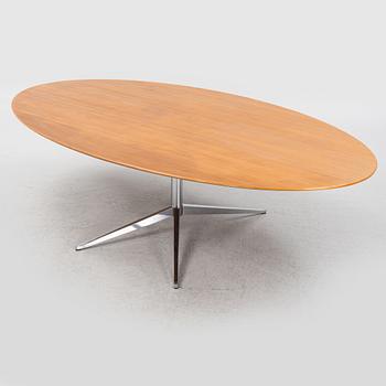 Florence Knoll, matbord, "Oval 96", 1900-talets andra hälft.