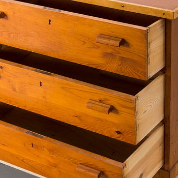 A pinewood chest of drawers, 1930s.