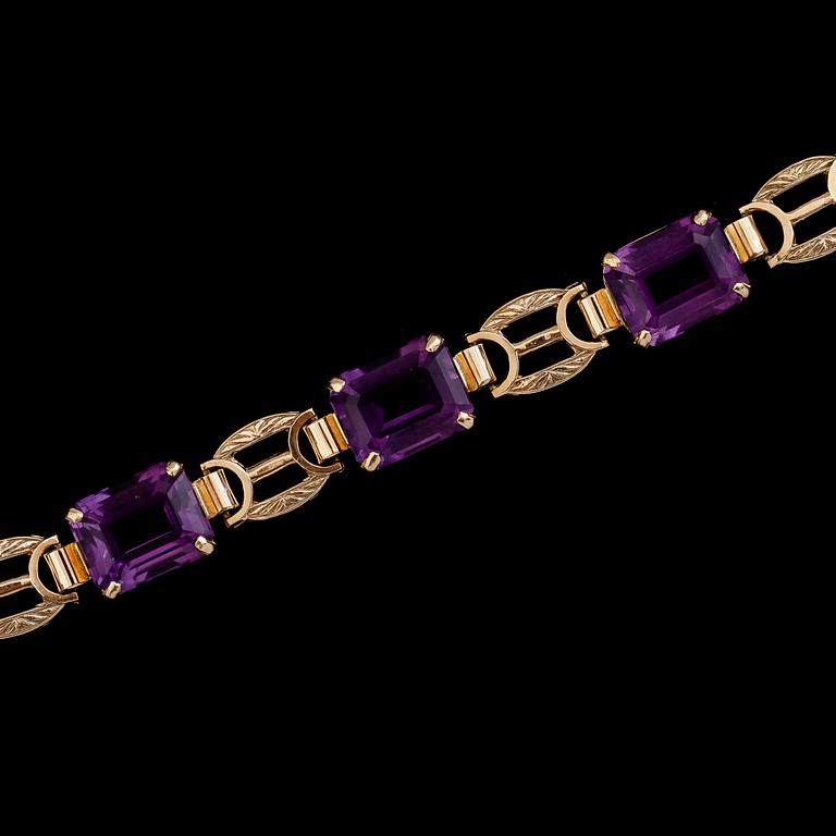 ARMBAND, 9 k guld, Birmingham, England, ametister tot ca 27.00 ct.