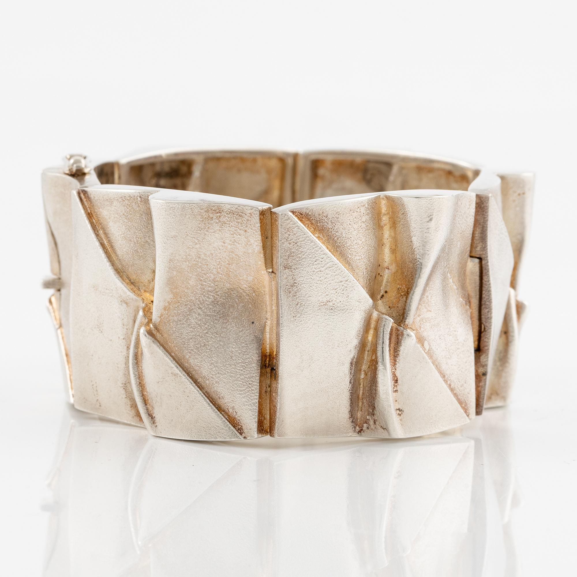 Björn Weckström, a bracelet, "Moon Bridge", silver. Lapponia, Helsinki 1971.