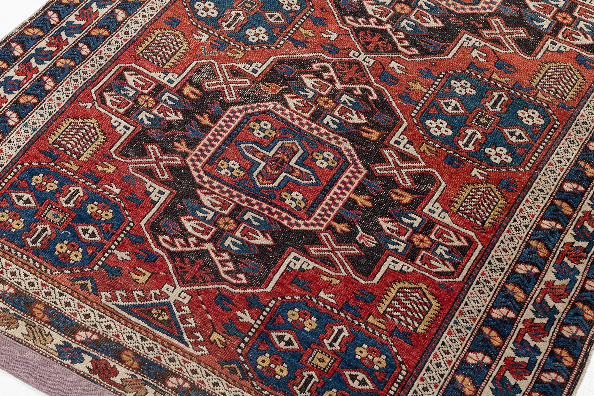 Matta, Kaukas, ca. 159 x 117 cm.