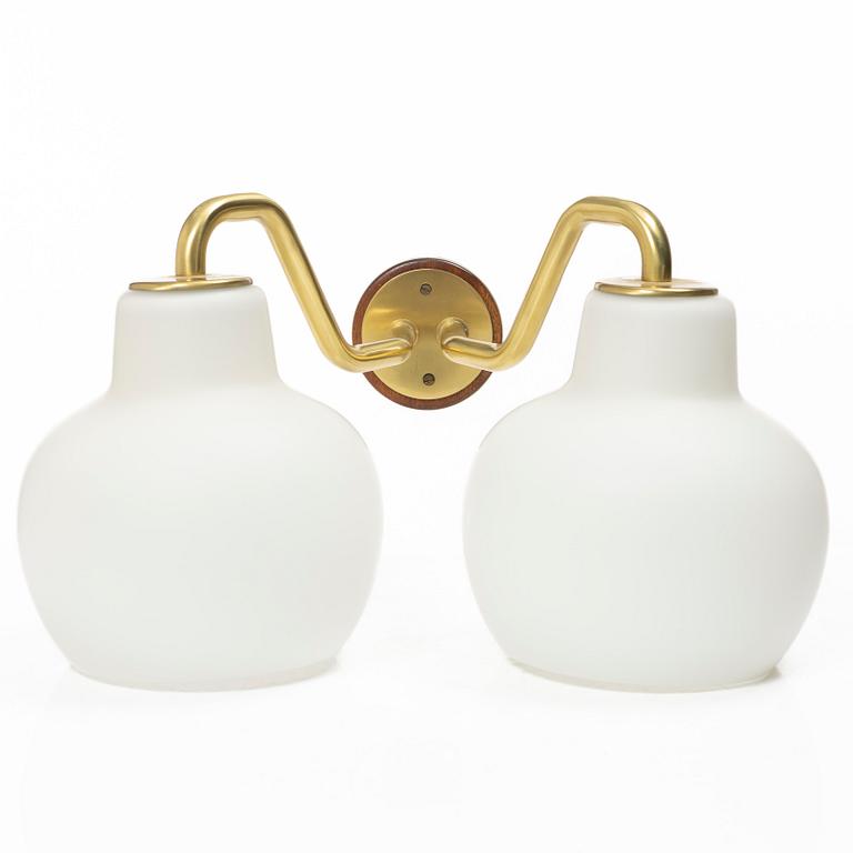 Vilhelm Lauritzen, a 'VL Ring Crown 2" wall light, louis Poulsen, end of the 20th century.