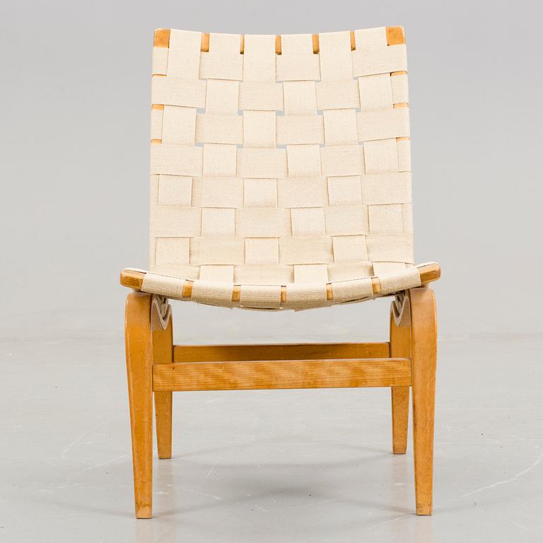 BRUNO MATHSSON, fåtölj "Eva", Brännmärkt och etikettmärkt, Karl Mathsson Värnamo.