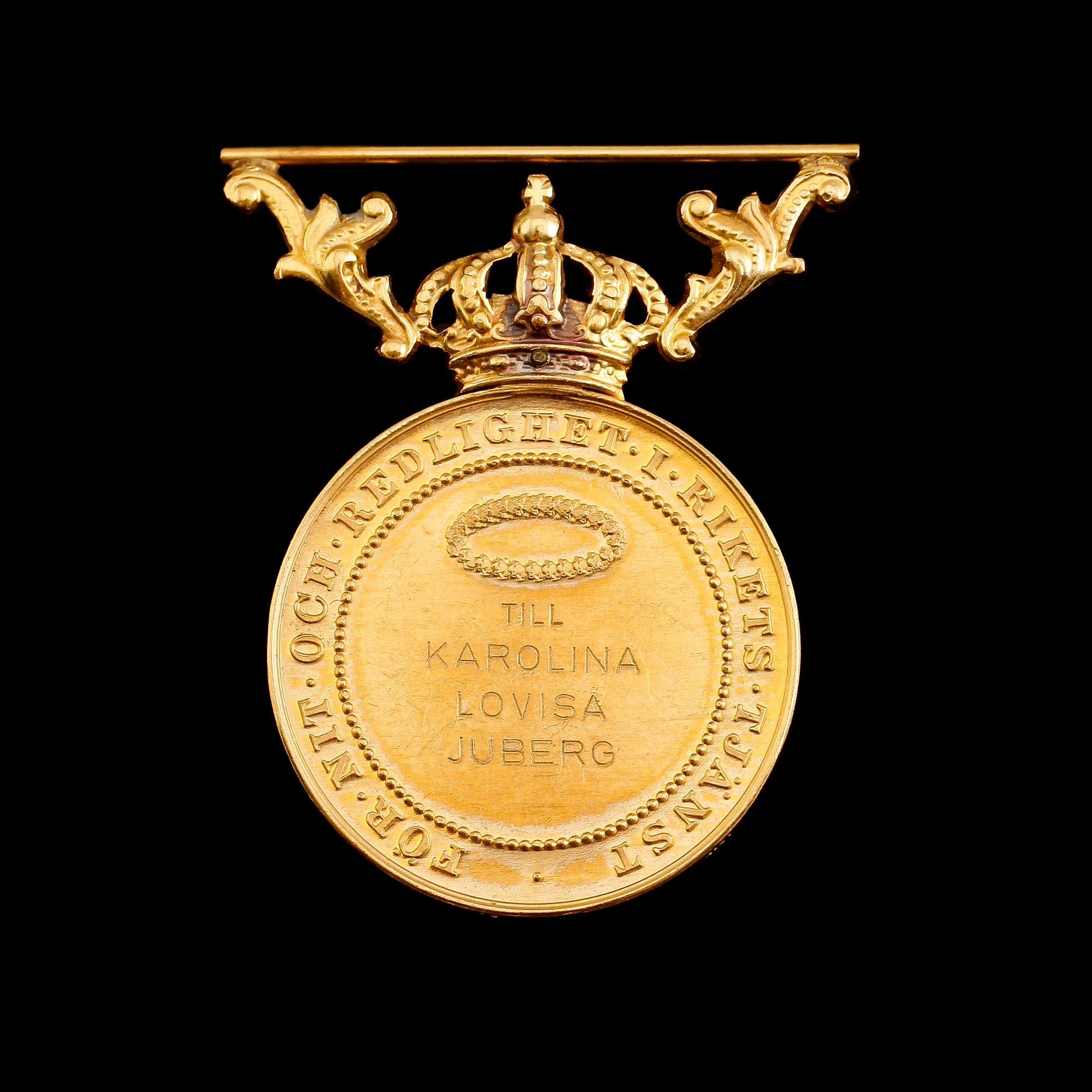 MEDALJ, 18 k guld, Gustaf V, 1947. Vikt ca 19 gram.