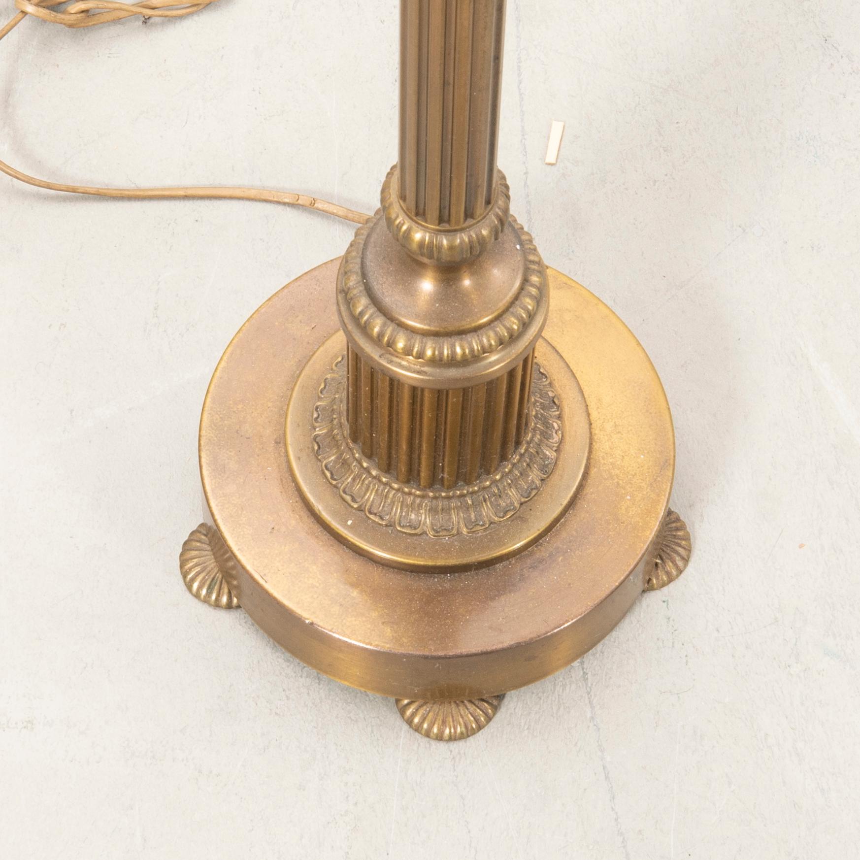 Golvlampa Empire-stil 1900-talets första hälft.