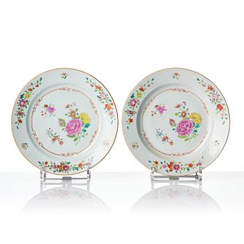 A set of 12 famille rose dishes, Qing dynasty, Qianlong (1736-95).