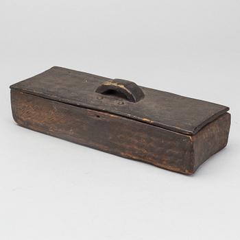 A TUKULA BOX, KUBA, CONGO.