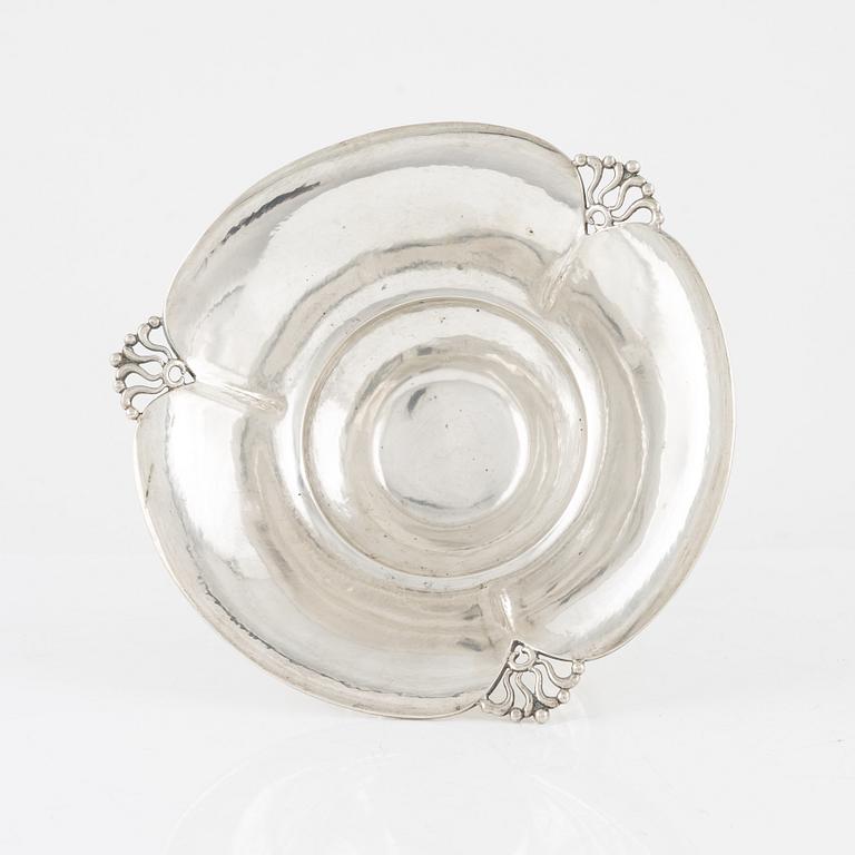 A silver bowl, Denmark, 1919.