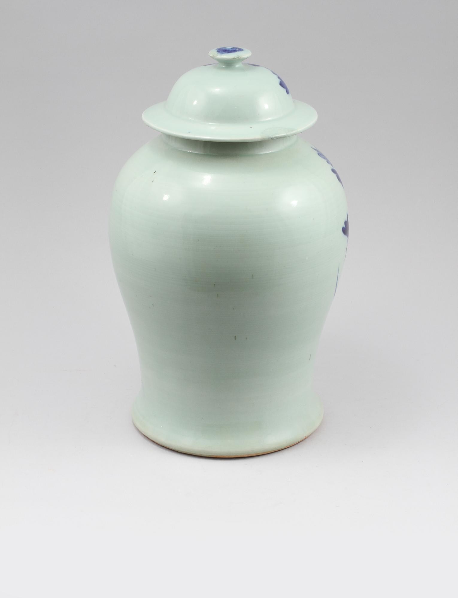 URNA, porslin, Kina, 1800-tal.