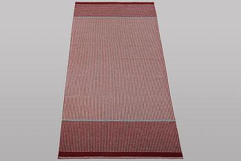 Gallerimatta, Kasthall, ca 345 x 113 cm.