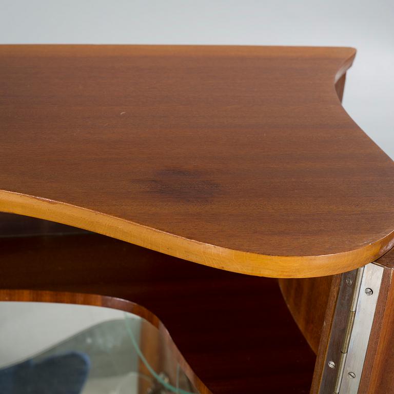 A 1940s Swedish modern cocktail cabinet by AB Rödeby möbler, Sweden.