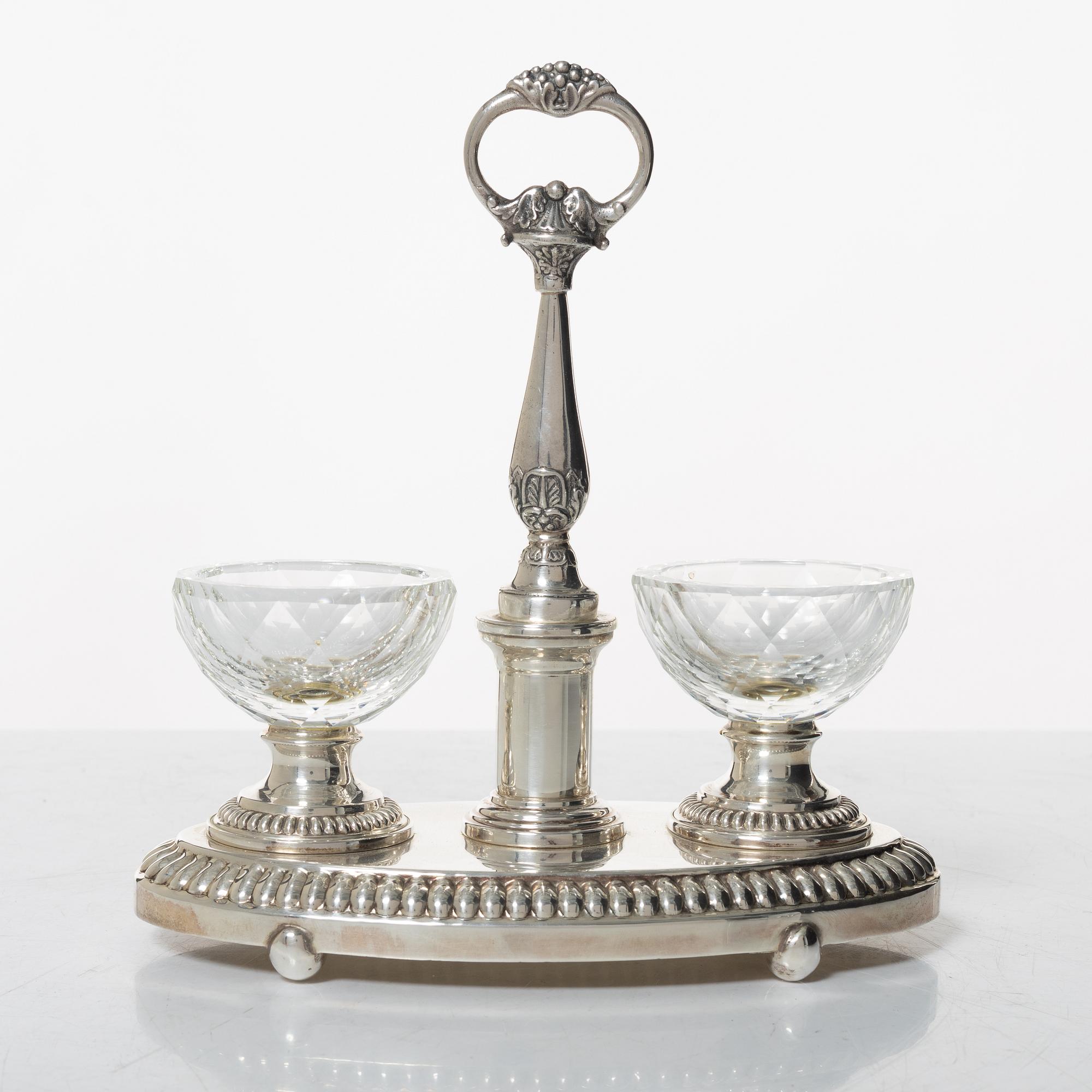 Table centerpiece, sterling silver and glass, late 20th century.