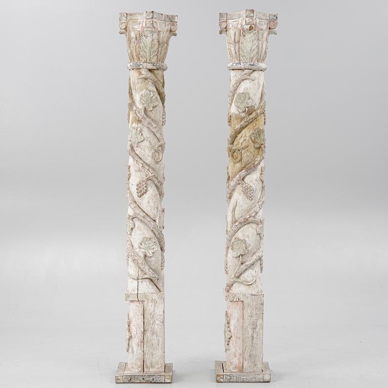 Kolonner, ett par, Angloindiska, omkring 1900.