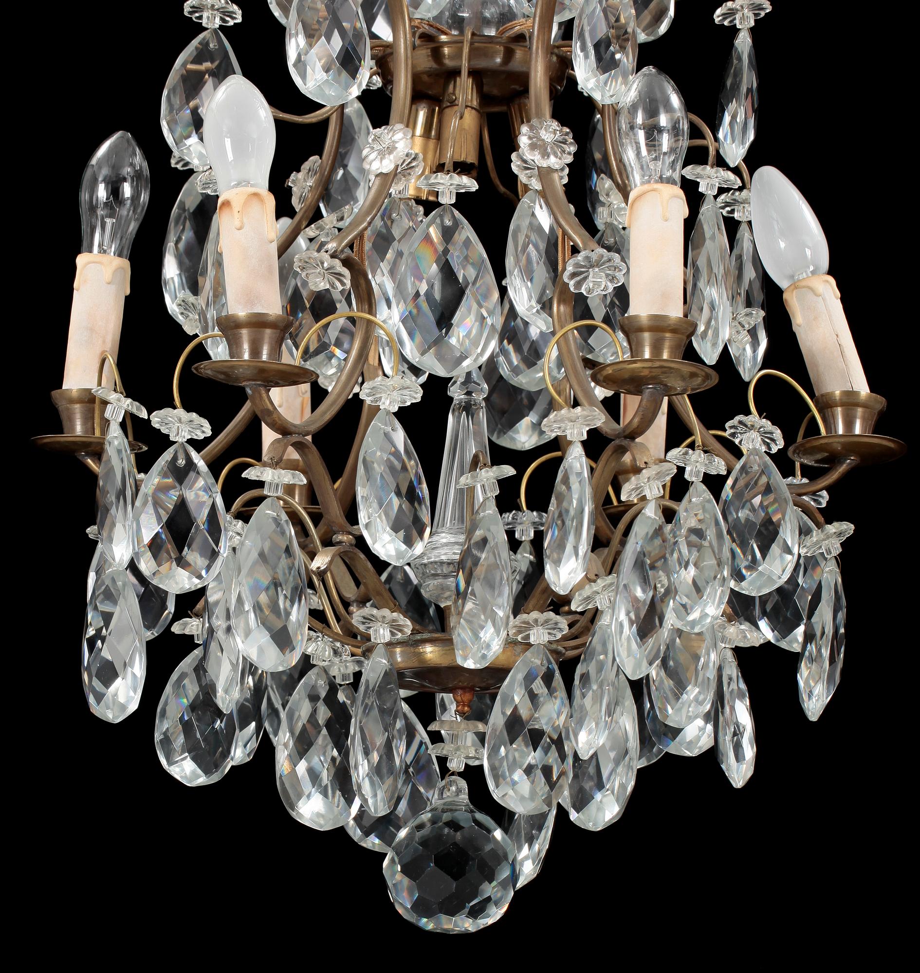 LJUSKRONA, rokokostil, 1900-talets mitt. Höjd ca 63 cm.