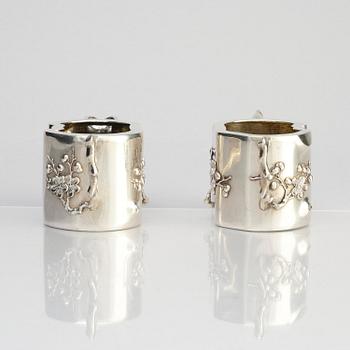 A Chinese Export silver tea set, marked Hung  Chong &  Co, Shanghai, 20th century.