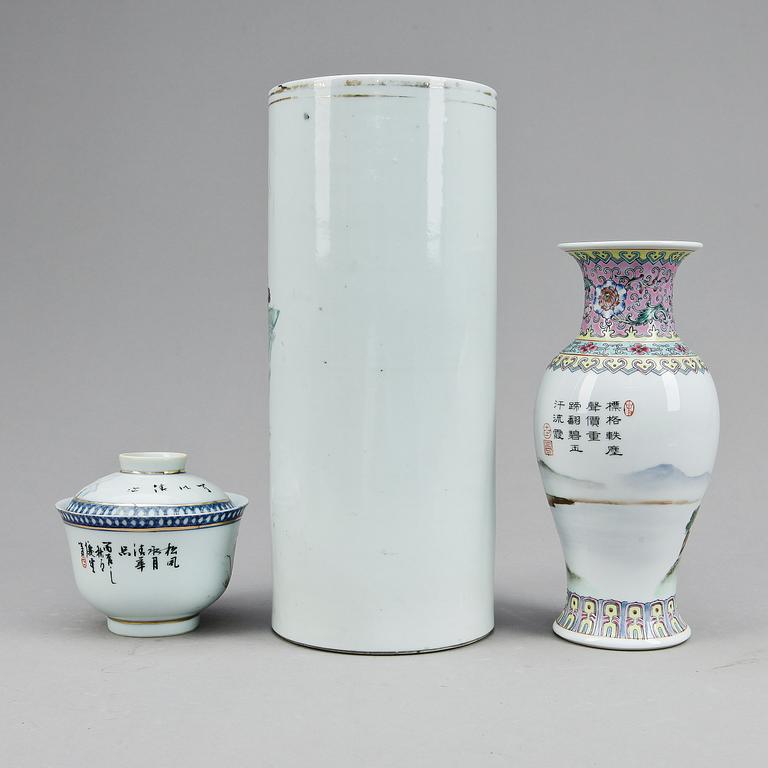 PARTI PORSLIN, 3 delar, Kina, 1900-tal.