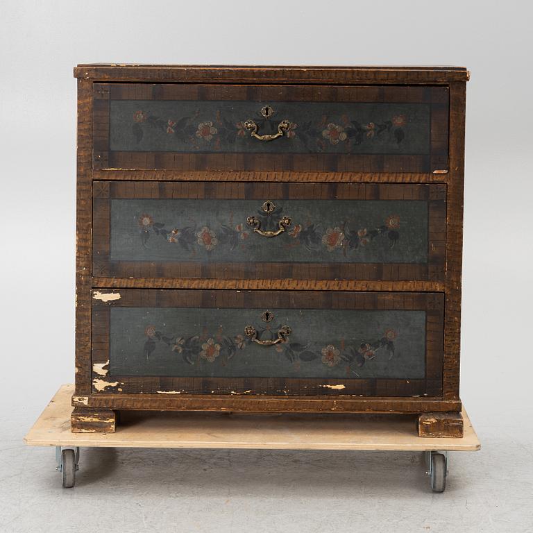 A chest of drawers, late 19th century.