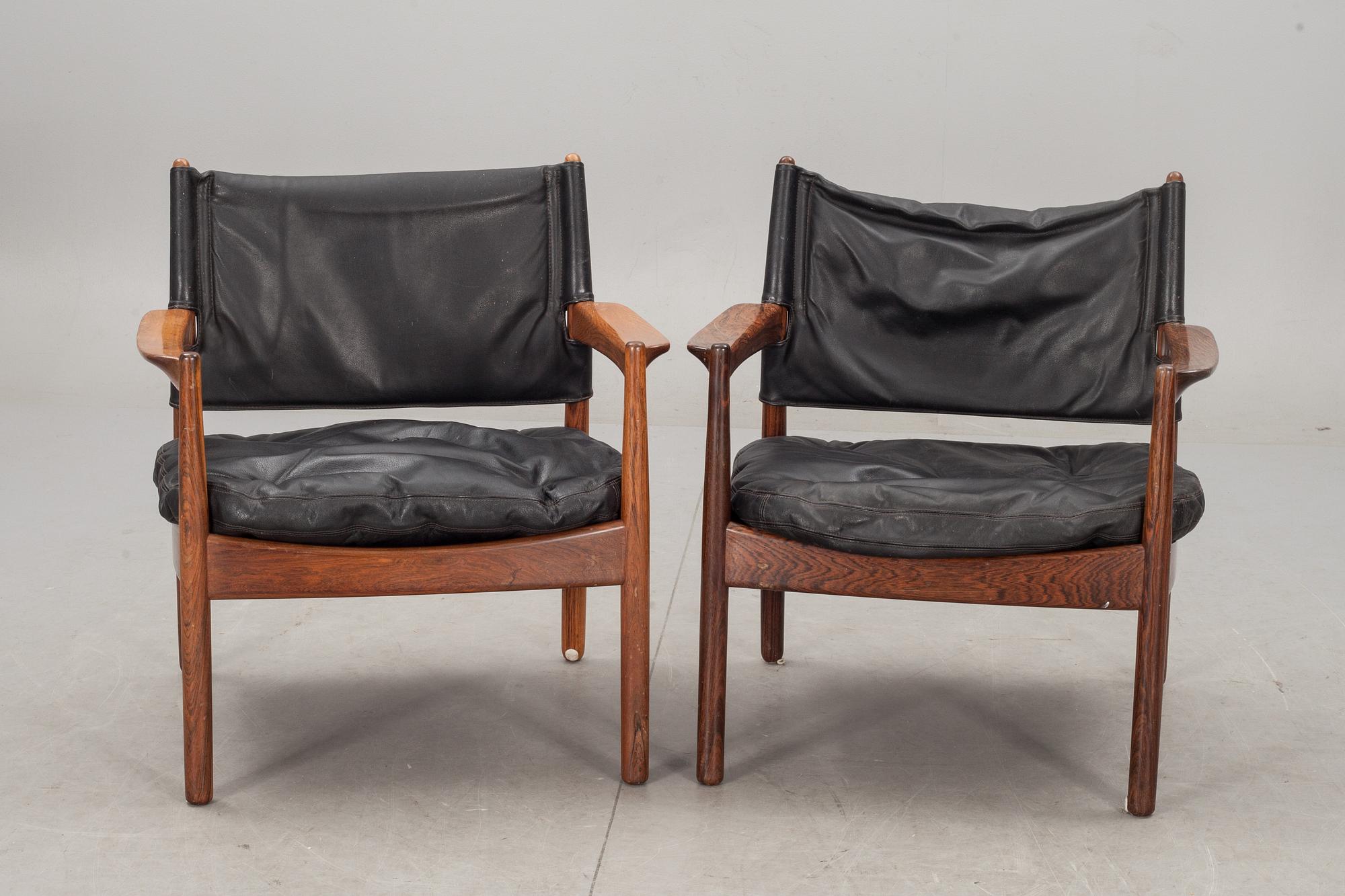 KARMSTOLAR, ett par, jakaranda, Gunnar Myrstrand för Källemo. 1960-tal. CITES-intyg medföljer.