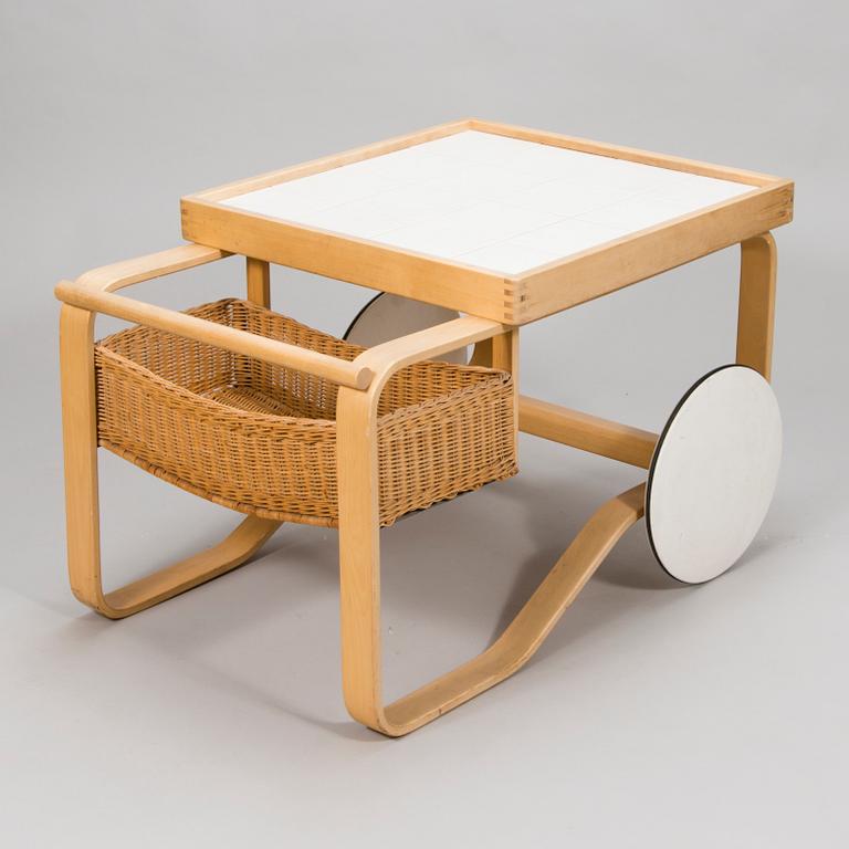 ALVAR AALTO, Tarjoiluvaunu "malli 900", Artek, 1900-luvun loppupuoli.