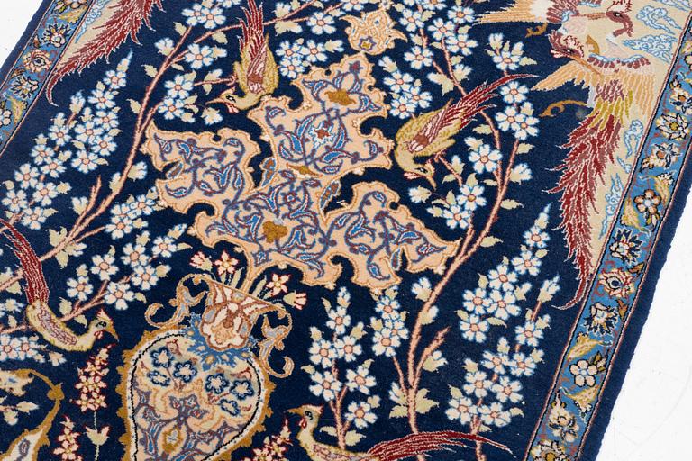 Matta, Isfahan, figural, ca 90 x 65 cm.