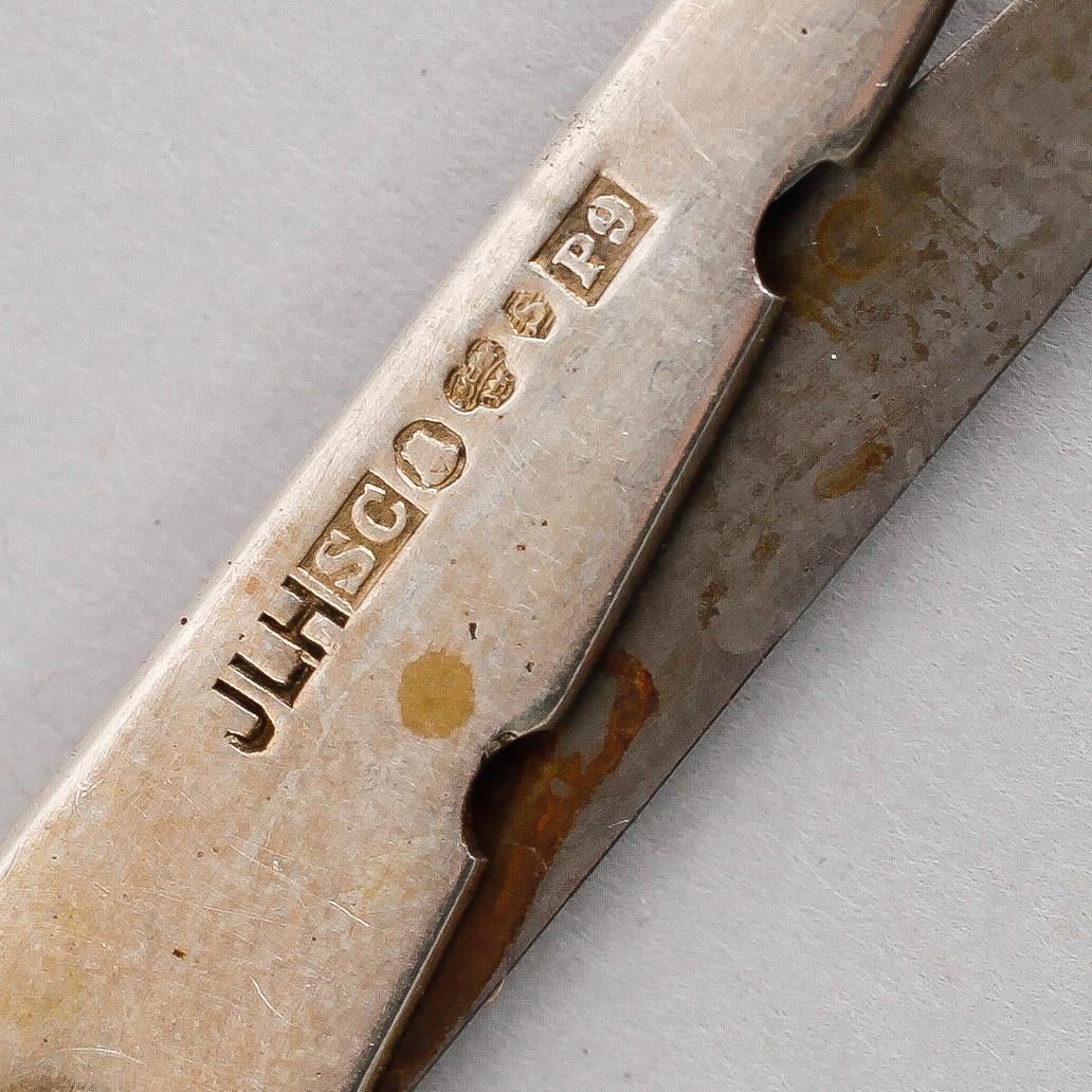 Silverföremål, 12 delar, 1900-talets andra hälft. Vikt ca 293 g.