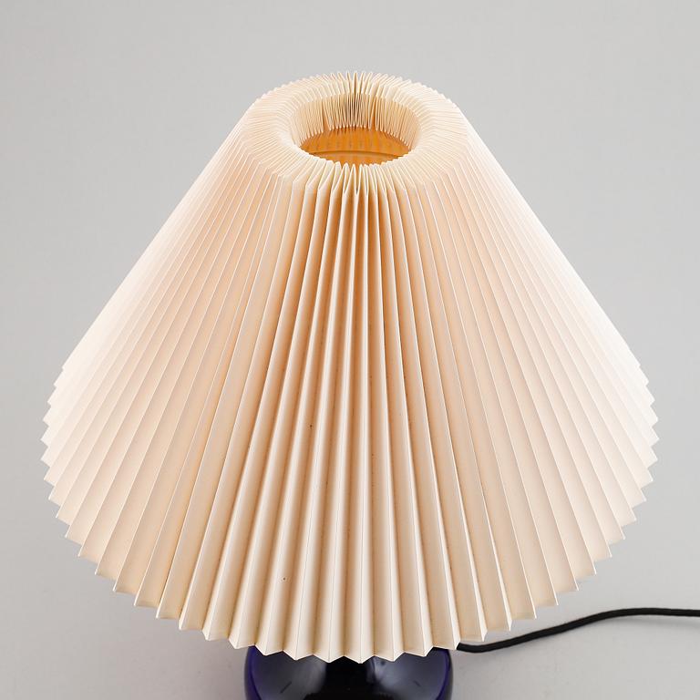 Gunnar Biilmann Petersen, a modell 343 table lamp for Le Klint.