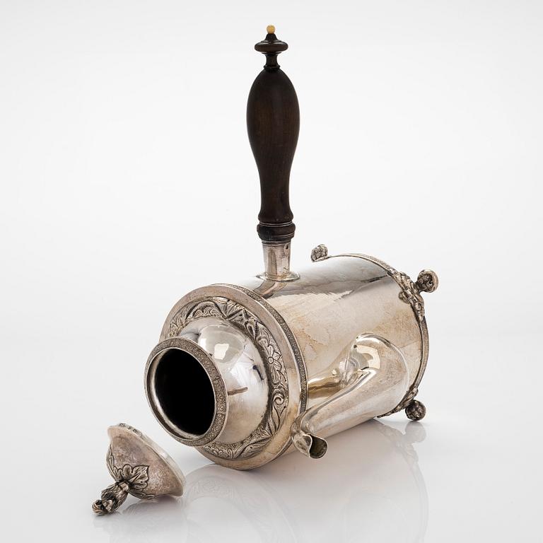 A mid-19th-century silver coffee pot, maker's mark of Lars Erik Wohlfart, Vänersborg, 1845.