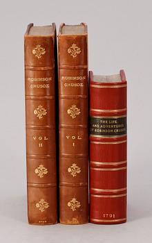 BÖCKER, 1+2 vol, "Robinson Crusoe..." av Daniel Defoe, två olika uppl, London 1785 resp 1791.