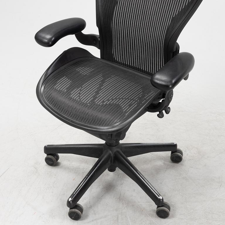 Don Chadwick/Bill Stump, skrivbordsstol, "Aeron", Herman Miller.