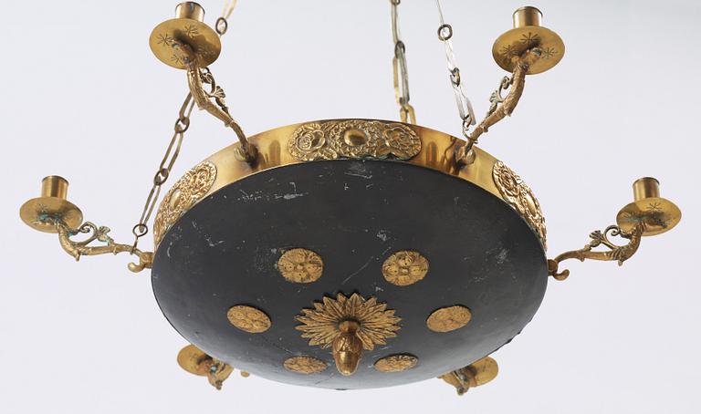 TAKAMPEL, Empirestil, 1900-talets första hälft.
