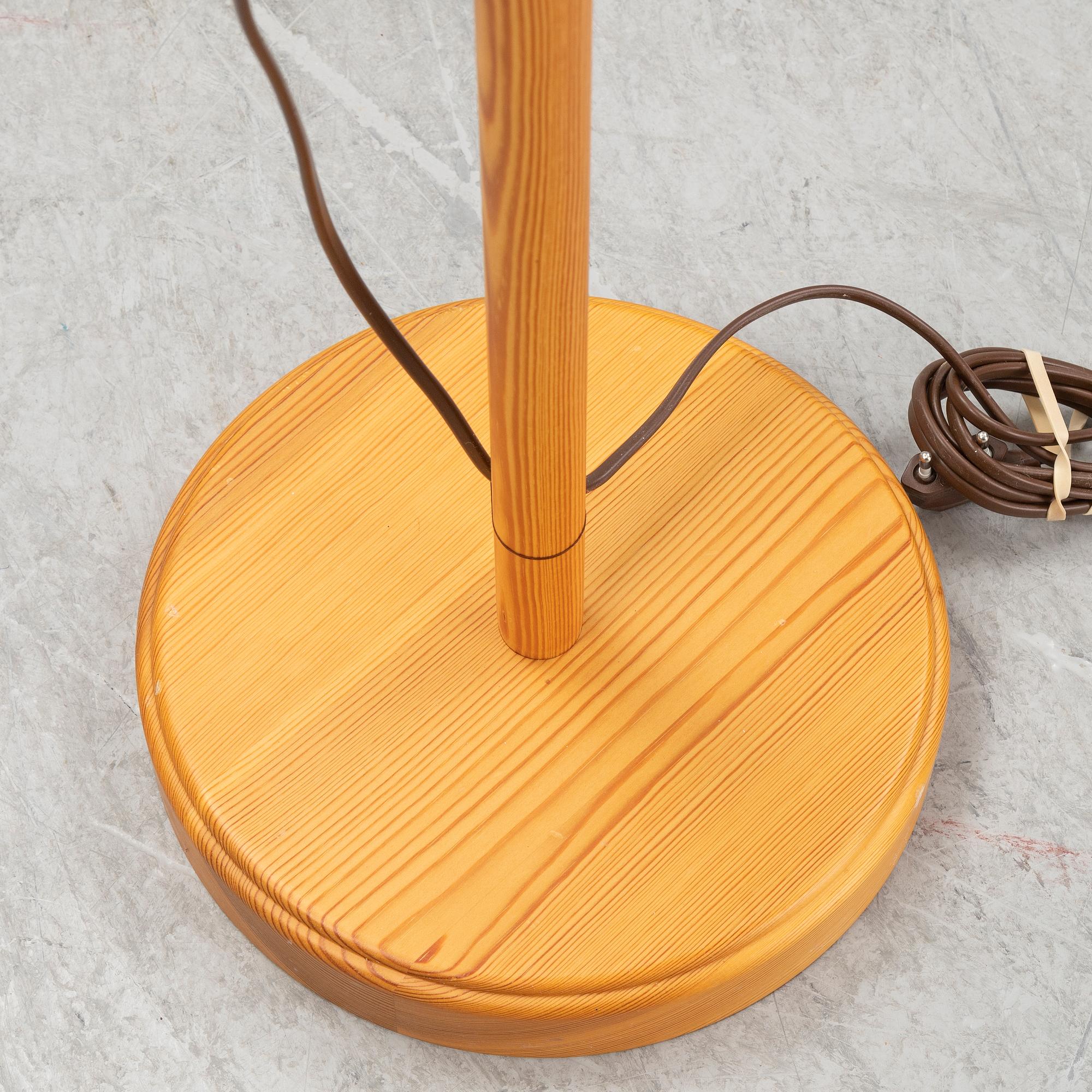 Carl Malmsten, golvlampor, ett par, "Staken".