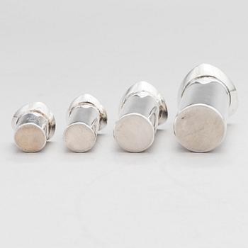 A set of four spirit measuring cups in silver (830), Kultakeskus, Hämeenlinna 1983.