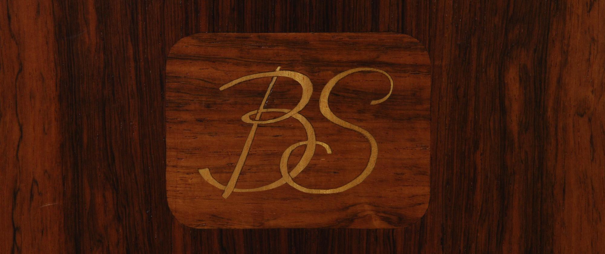 BARSKÅP, 1900-talets mitt. Brickmärkt Meeths.