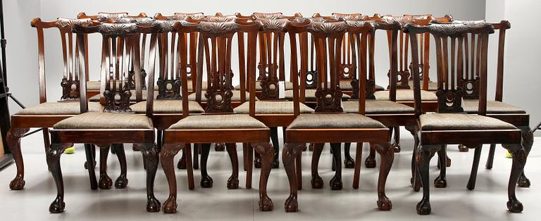 MATSALSGRUPP, 22 delar, Chippendalestil, 1800-1900-tal.