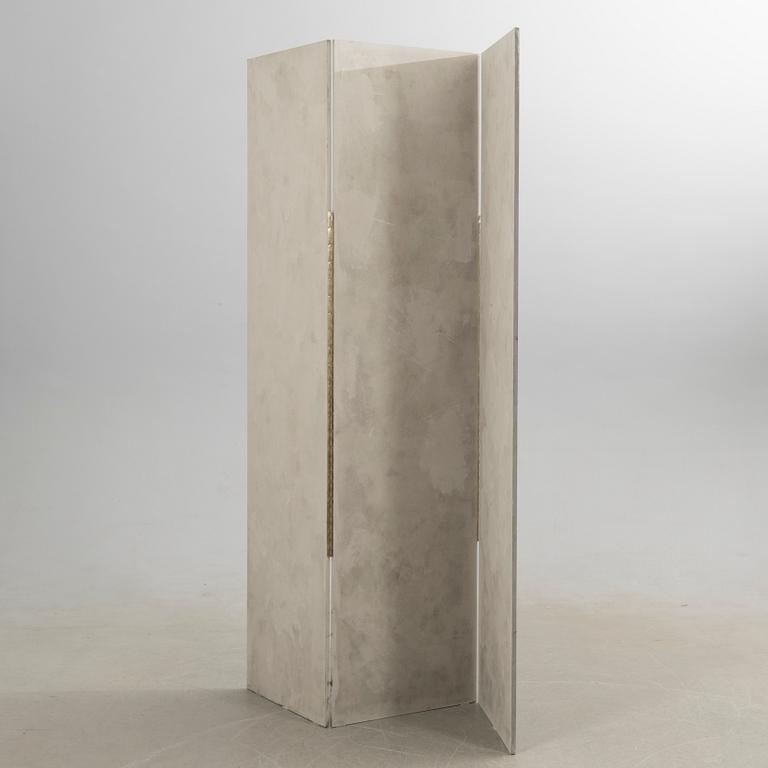 Room divider, contemporary.