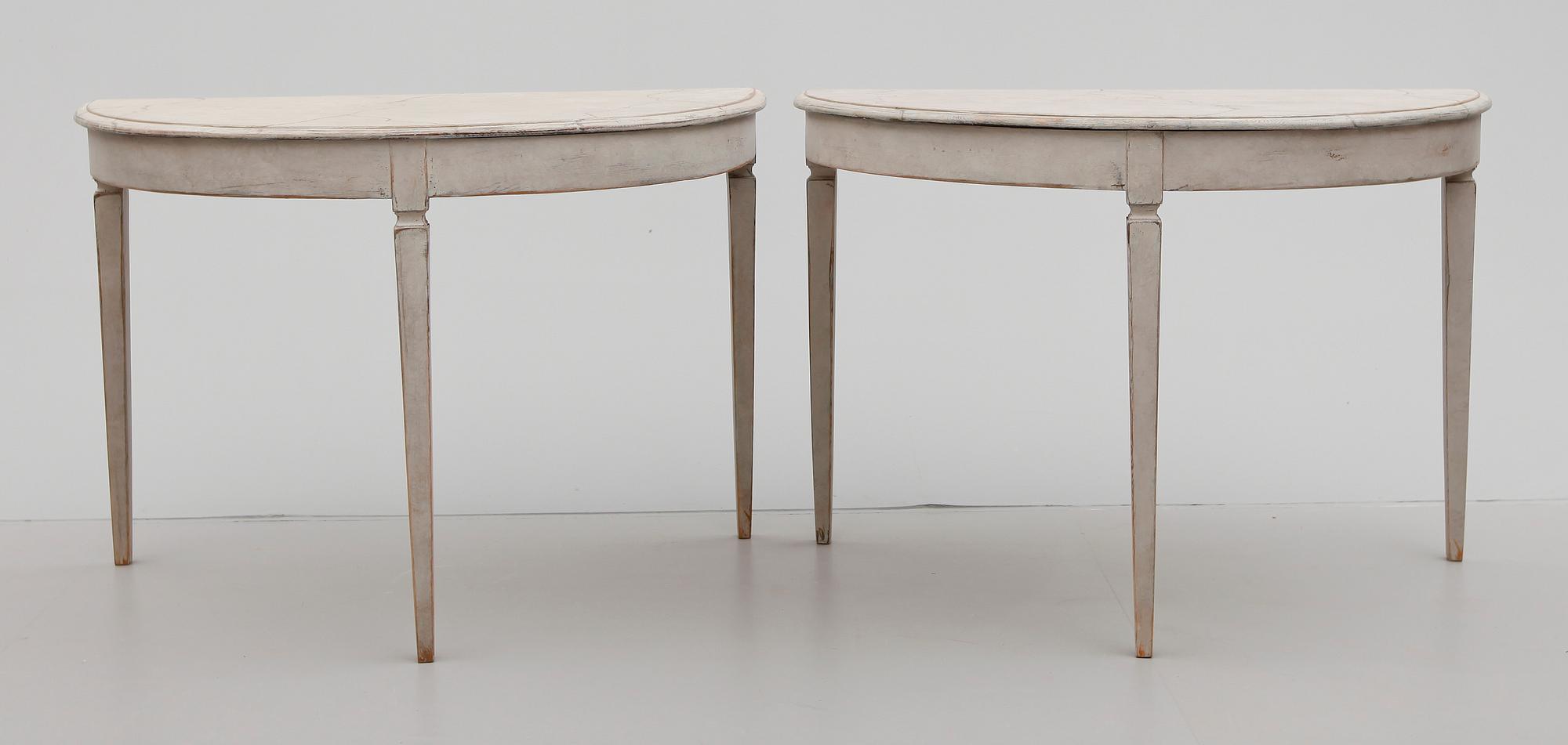 VÄGGBORD, 1 par, 1800-talets mitt.