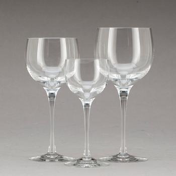 GLASSERVIS, ca 30 delar, design Bertil Vallin.