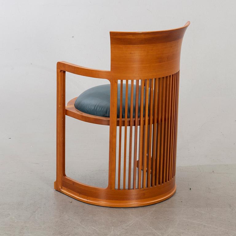 FRANK LLOYD WRIGHT, KARMSTOL, modellnr 606 "Barrel Chair", Cassina nr 06168, 1986.