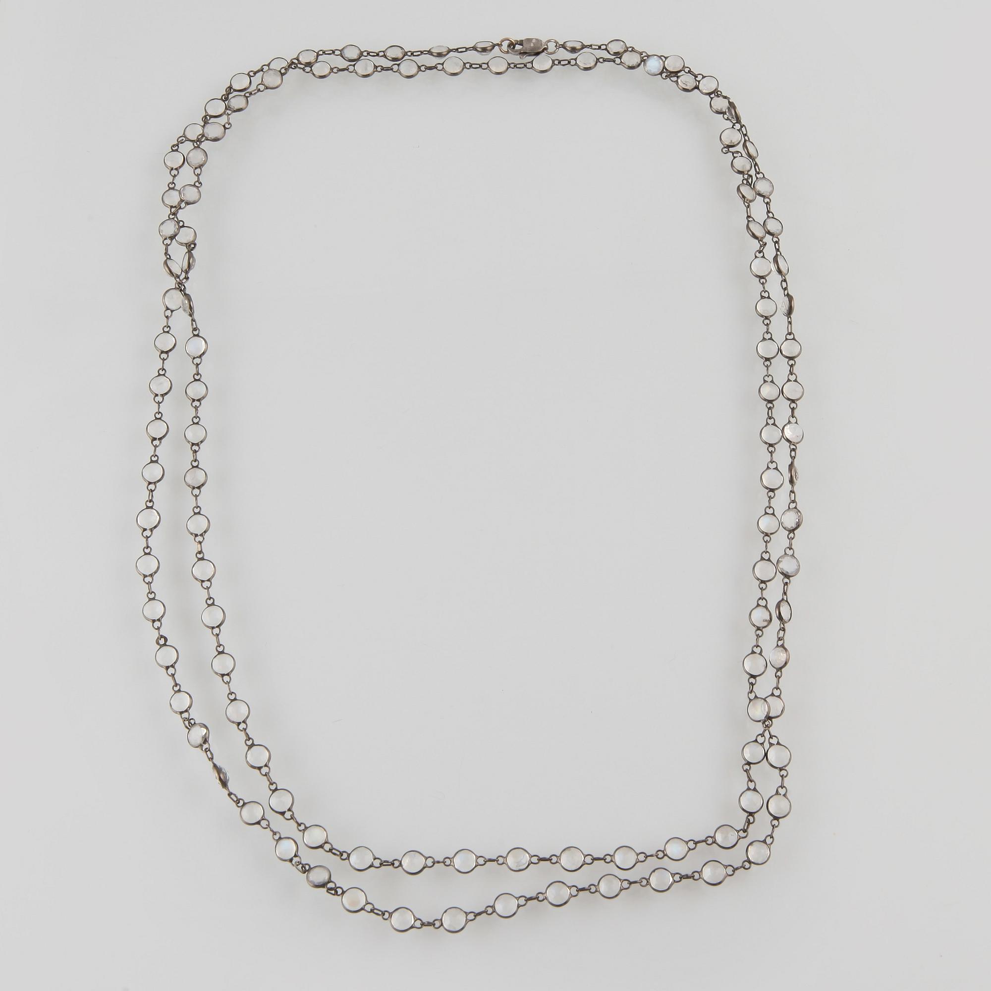 COLLIER, 14K guld med fasettslipad månsten. Vikt 10,2 gram.
