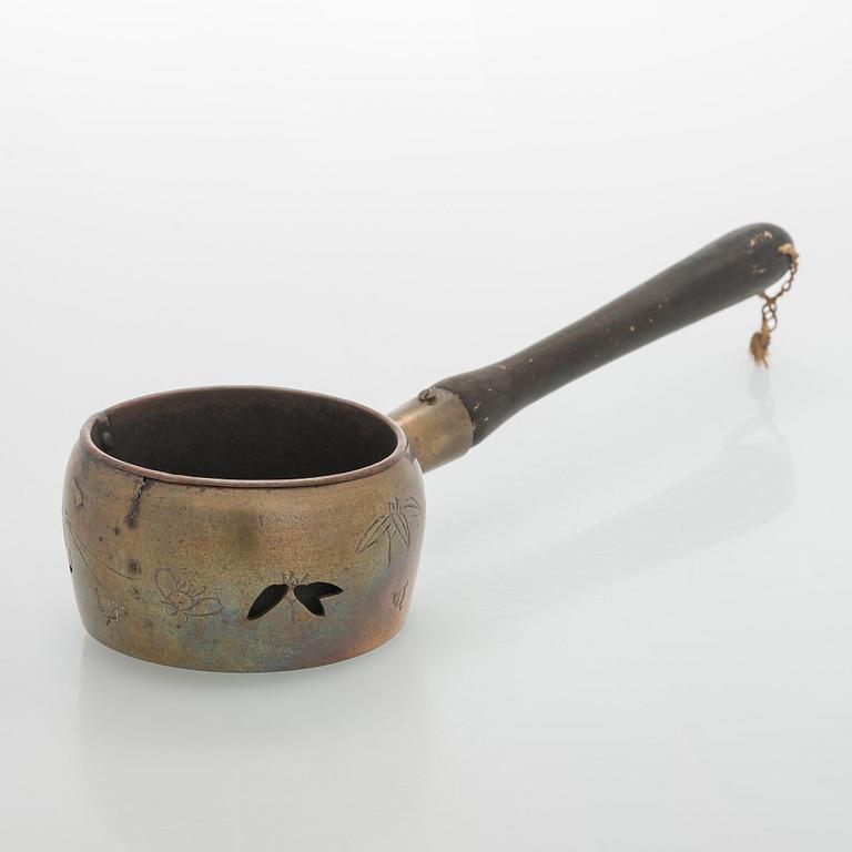 Esineitä, 3 kpl, Japani ja Kiina, 1900-luvun alku.