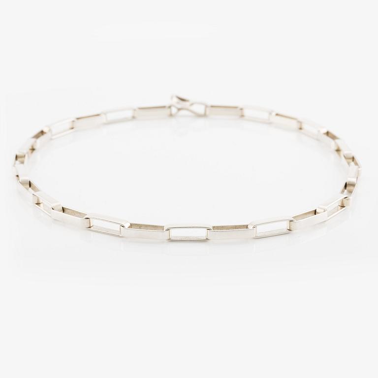 Karl-Ingemar Johansson, a silver necklace, Gothenburg 1970.