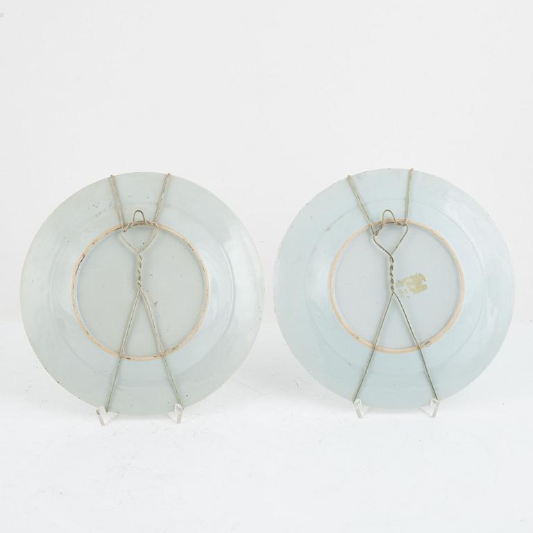 A set of six Chinese export porcelain plates, Qing dynasty, Qianlong (1736-95).