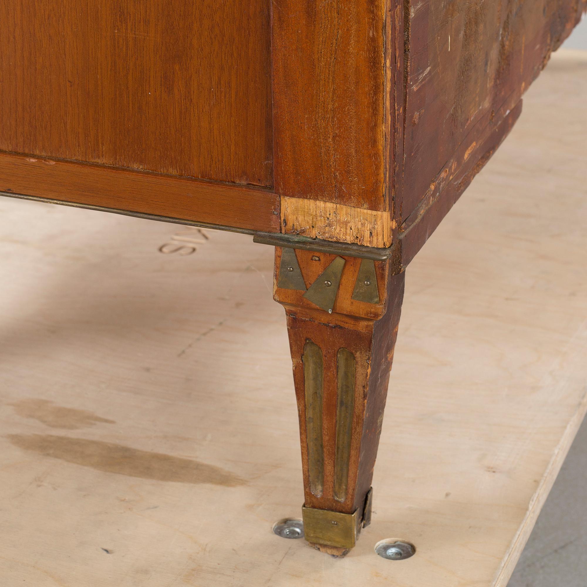 A late gustavian chest of drawers, around the year 1800.