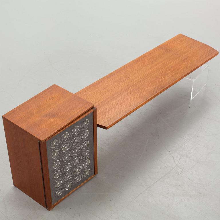 A HANS AGNE JAKOBSSON shelf with cupborad, later part of the 20th century.
