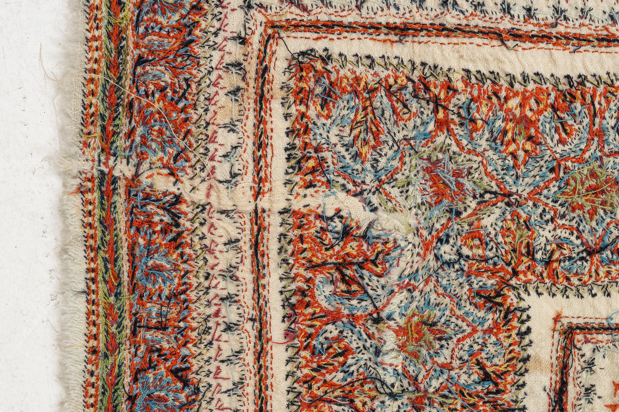 Termeh sjal sannolikt Yazd, ca 100 x 97 cm.