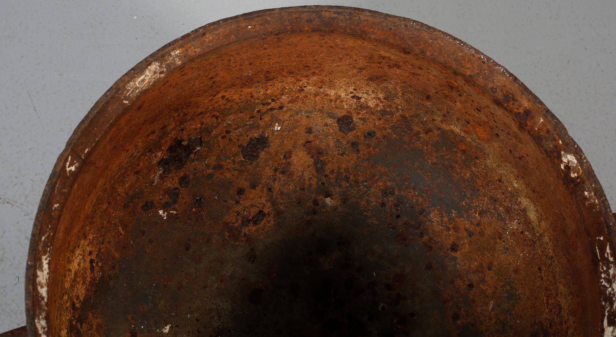 TREFOTSGRYTA, gjutjärn, 1800-/1900-tal.