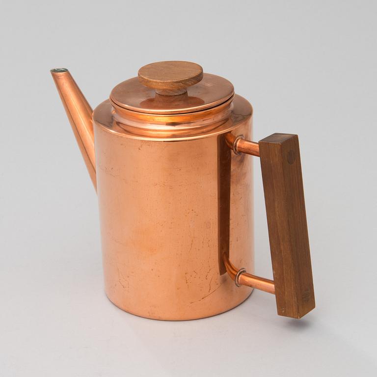 A 1950´s COPPER COFFEE POT by Valaistustyö Ky for Artek.