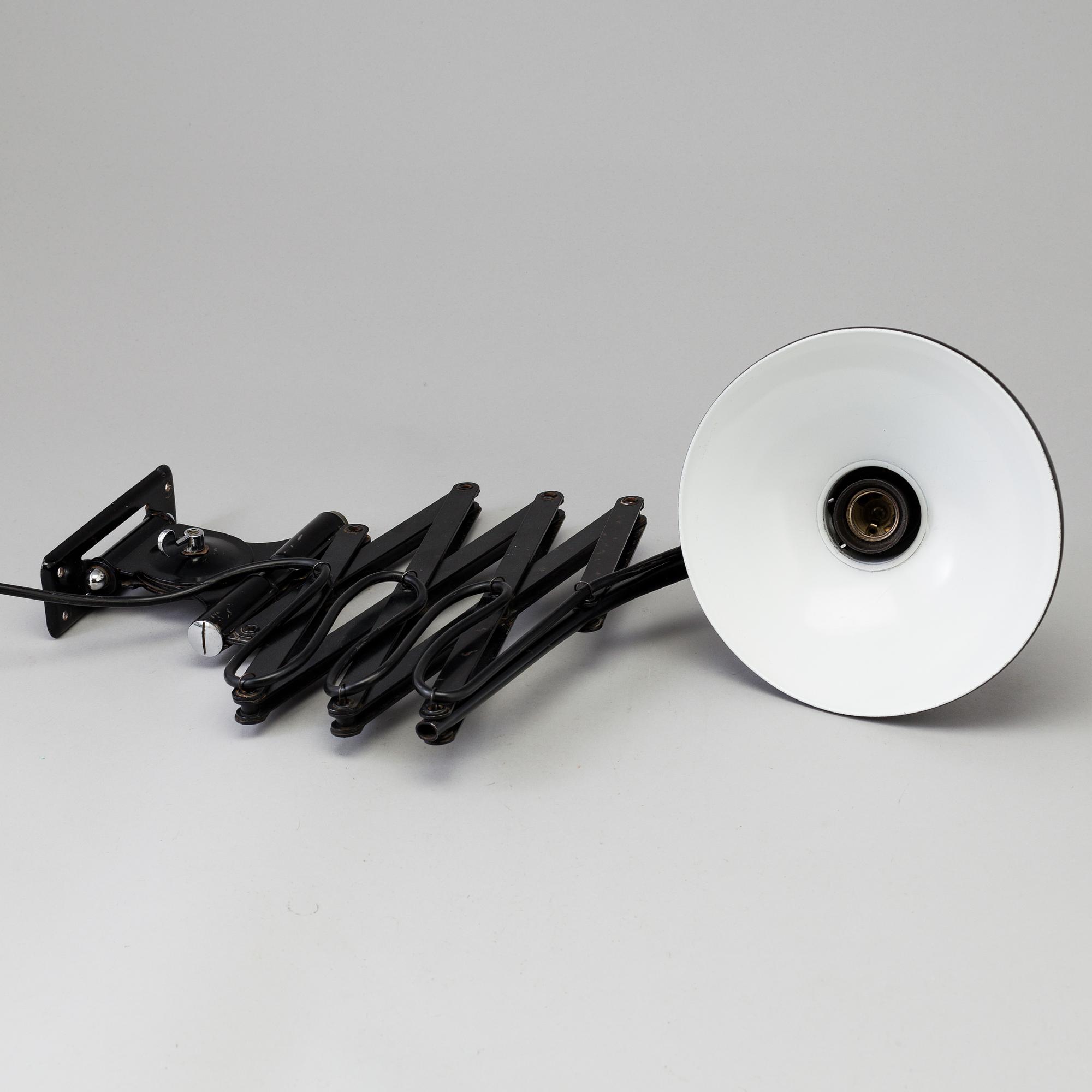 VÄGGLAMPA, Christian Dell, Kaiser & Co, formgiven 1936.