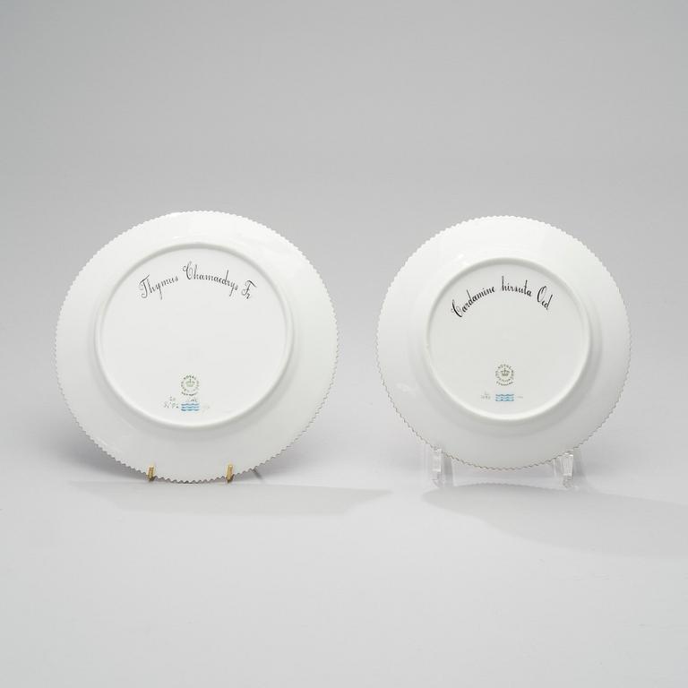 TWO PLATES "Flora Danica", Royal Copenhagen, omkring 1900-talets mitt.