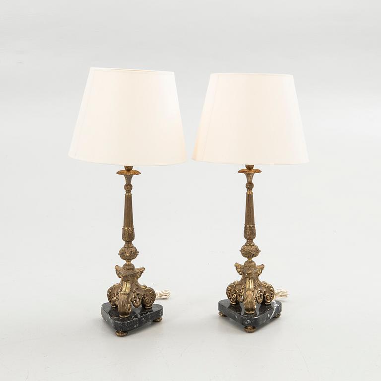 Bordslampor, ett par, Louis XV-stil, Frankrike, 1900-tal.